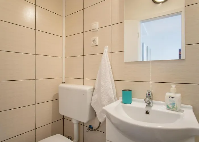 Apartment Private Holliday By Pag Tours Pag Town