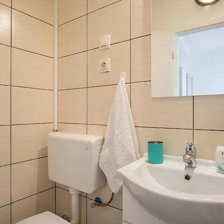 Apartment Private Holliday Pag Town